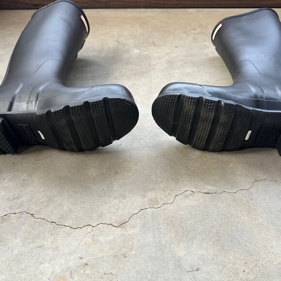Unused Original Hunter Boots Mens size 11 with authentic fleece liners main image 5